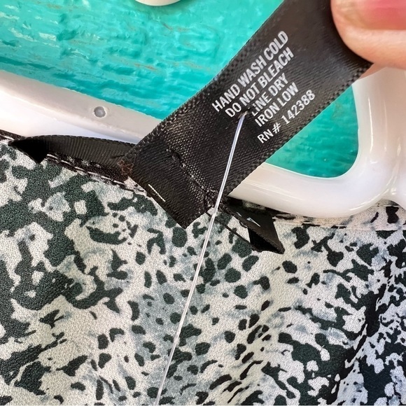 BLOOMINGDALE’S AQUA SHEER LAYER MIDI DRESS SIZE XS NWT - Picture 5 of 9